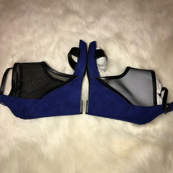 Aithley Wedge Heel in Cobalt and Black - Picture 5 of 8